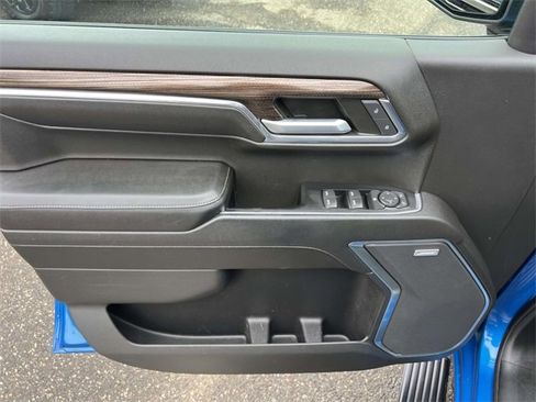 Used 2022 Chevrolet Silverado 1500 RST w/ Convenience Package II image 16