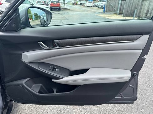 Used 2020 Honda Accord EX-L image 38