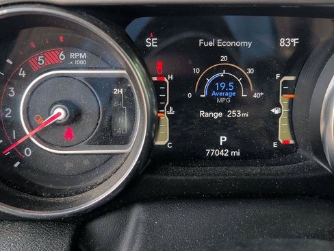 Used 2022 Jeep Gladiator Rubicon w/ LED Lighting Group AWD/4WD image 20