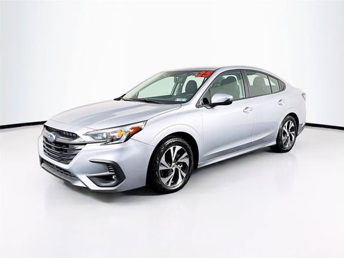 Used 2025 Subaru Legacy Premium AWD/4WD image 7