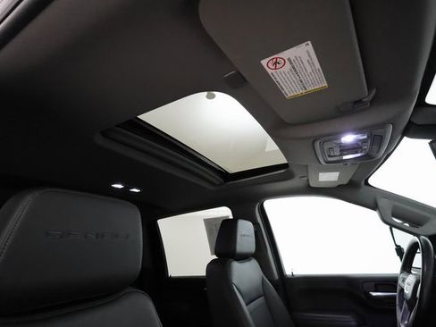 Used 2023 GMC Sierra 2500 Denali w/ Denali Ultimate Package image 27