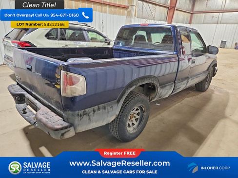 Used 2000 Chevrolet S10 Pickup LS w/ Preferred Equipment Group RWD image 4
