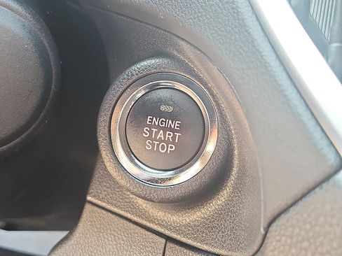 Used 2023 Subaru Crosstrek 2.0i Premium image 25