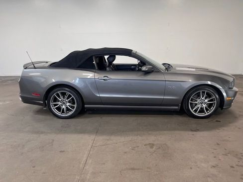 Used 2013 Ford Mustang GT Premium w/ Brembo Brake Pkg image 2