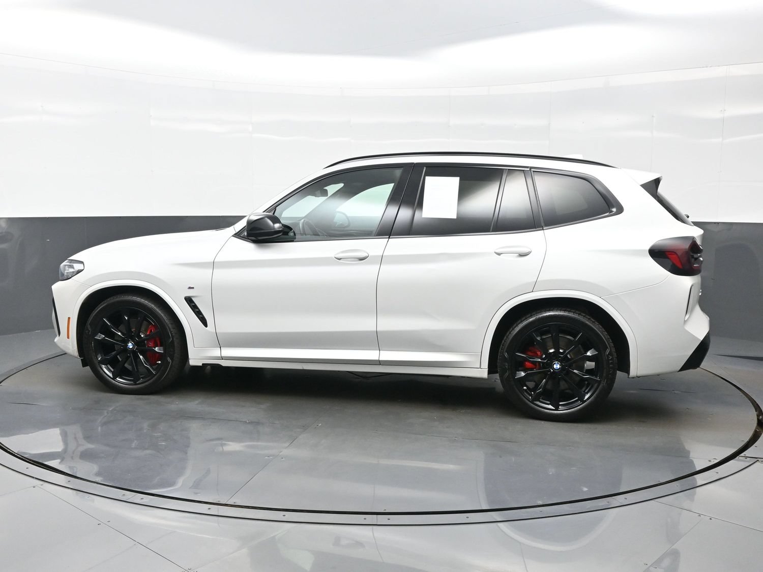 Used 2024 BMW X3 M40i w/ Premium Essential Package AWD/4WD image 3