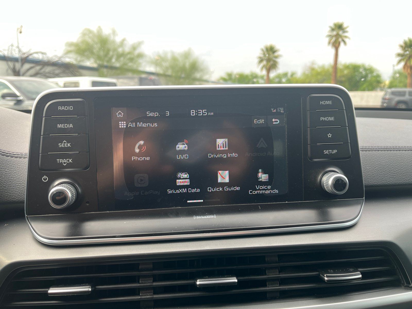 Used 2020 Kia Telluride LX FWD image 25