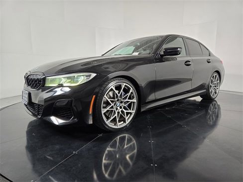 Used 2021 BMW M340i w/ Executive Package image 2