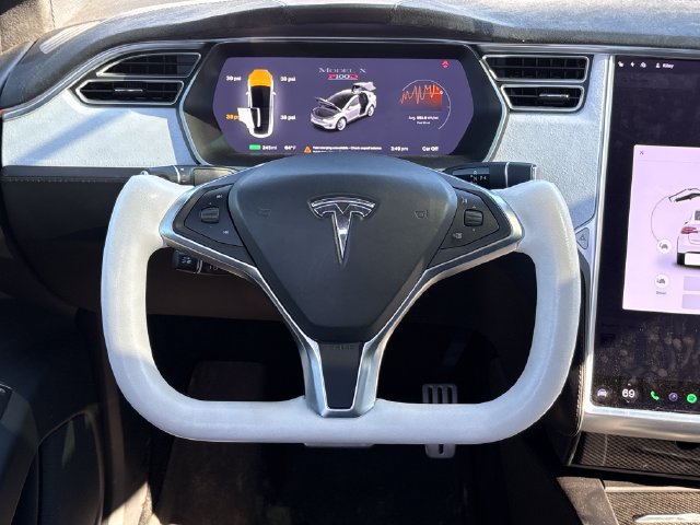 Used 2016 Tesla Model X Performance AWD/4WD image 17