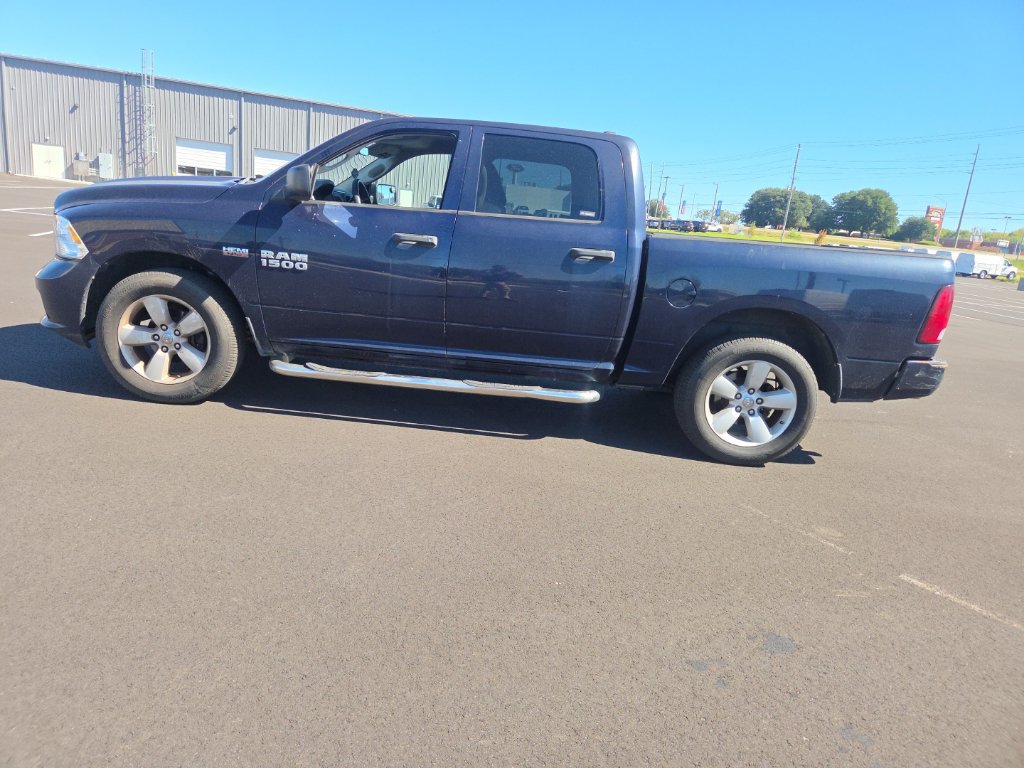 Used 2013 RAM 1500 Express RWD image 9