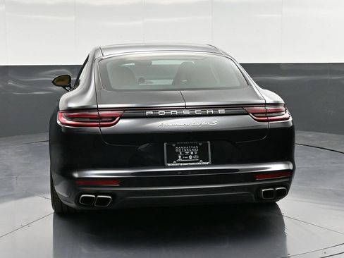 Certified 2018 Porsche Panamera Turbo S image 7