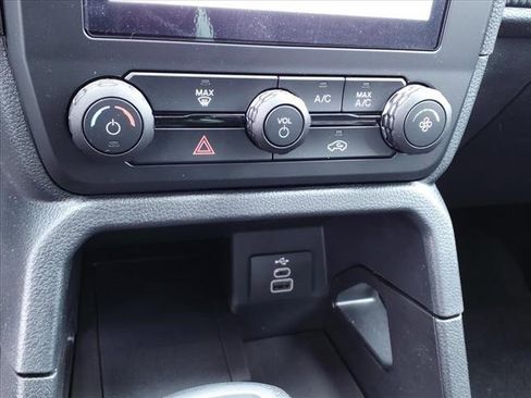 New 2024 Ford Ranger XL image 12