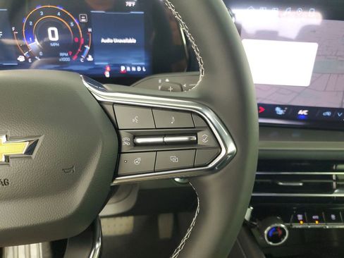 New 2026 Chevrolet Traverse LT w/ Sun and Wheel Package FWD image 23