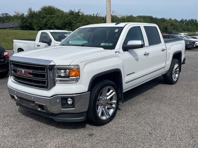 Used 2015 GMC Sierra 1500 SLT w/ SLT Crew Cab Value Package