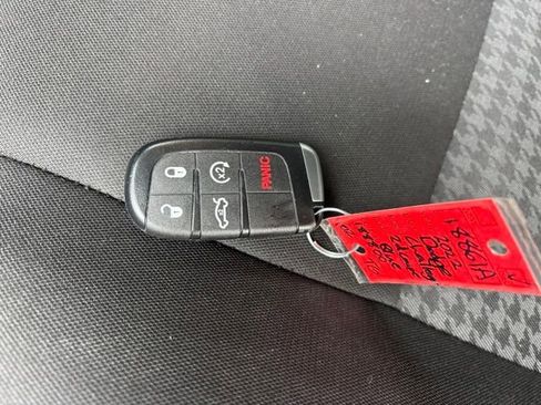 Used 2022 Dodge Challenger GT w/ Driver Convenience Group AWD/4WD image 40