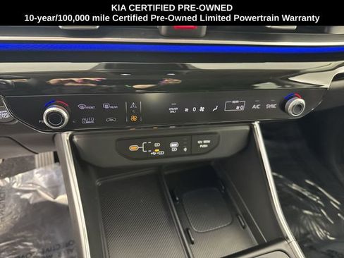 Certified 2026 Kia Carnival SX Prestige image 8