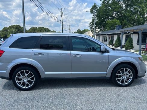 Used 2017 Dodge Journey GT FWD image 6