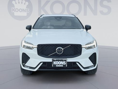 New 2026 Volvo XC60 B5 Plus w/ Protection Package Premier AWD/4WD image 11