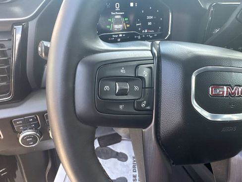 Used 2025 GMC Sierra 2500 AT4 w/ AT4 Premium Plus Package image 22