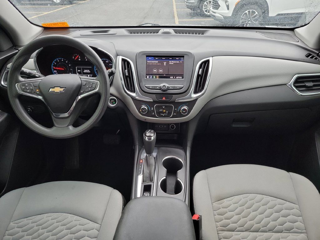 Used 2020 Chevrolet Equinox LS w/ LS Convenience Package FWD image 12