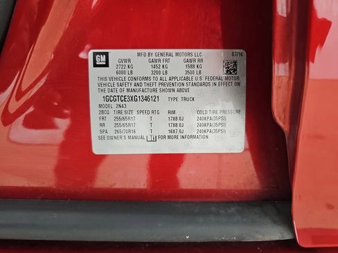 Used 2016 Chevrolet Colorado LT w/ LT Convenience Package image 40