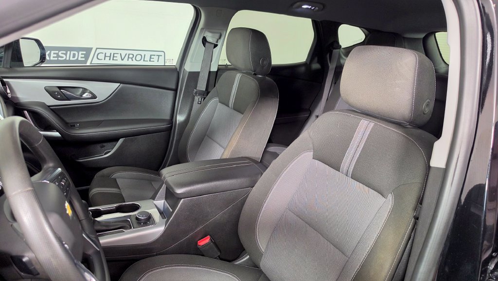 Used 2025 Chevrolet Blazer LT w/ Redline Edition FWD image 13