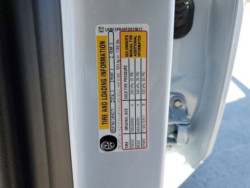 New 2026 Buick Envision Sport Touring image 32