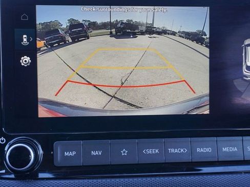 Used 2022 Hyundai Kona Limited image 25