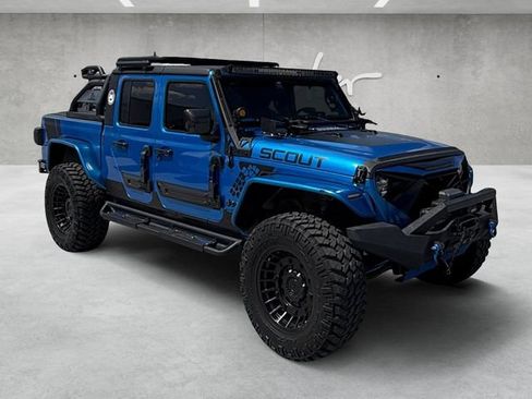 Used 2021 Jeep Gladiator Sport AWD/4WD image 2