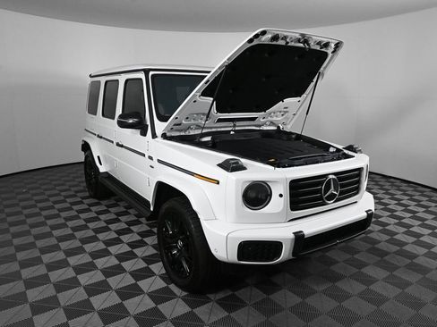Used 2025 Mercedes-Benz G 580 w/ EQ Technology image 33