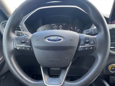 Used 2020 Ford Escape SE image 19