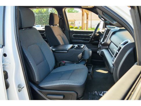 Used 2023 RAM 1500 Big Horn AWD/4WD image 15