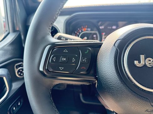 Used 2026 Jeep Wrangler Unlimited Sport AWD/4WD image 14
