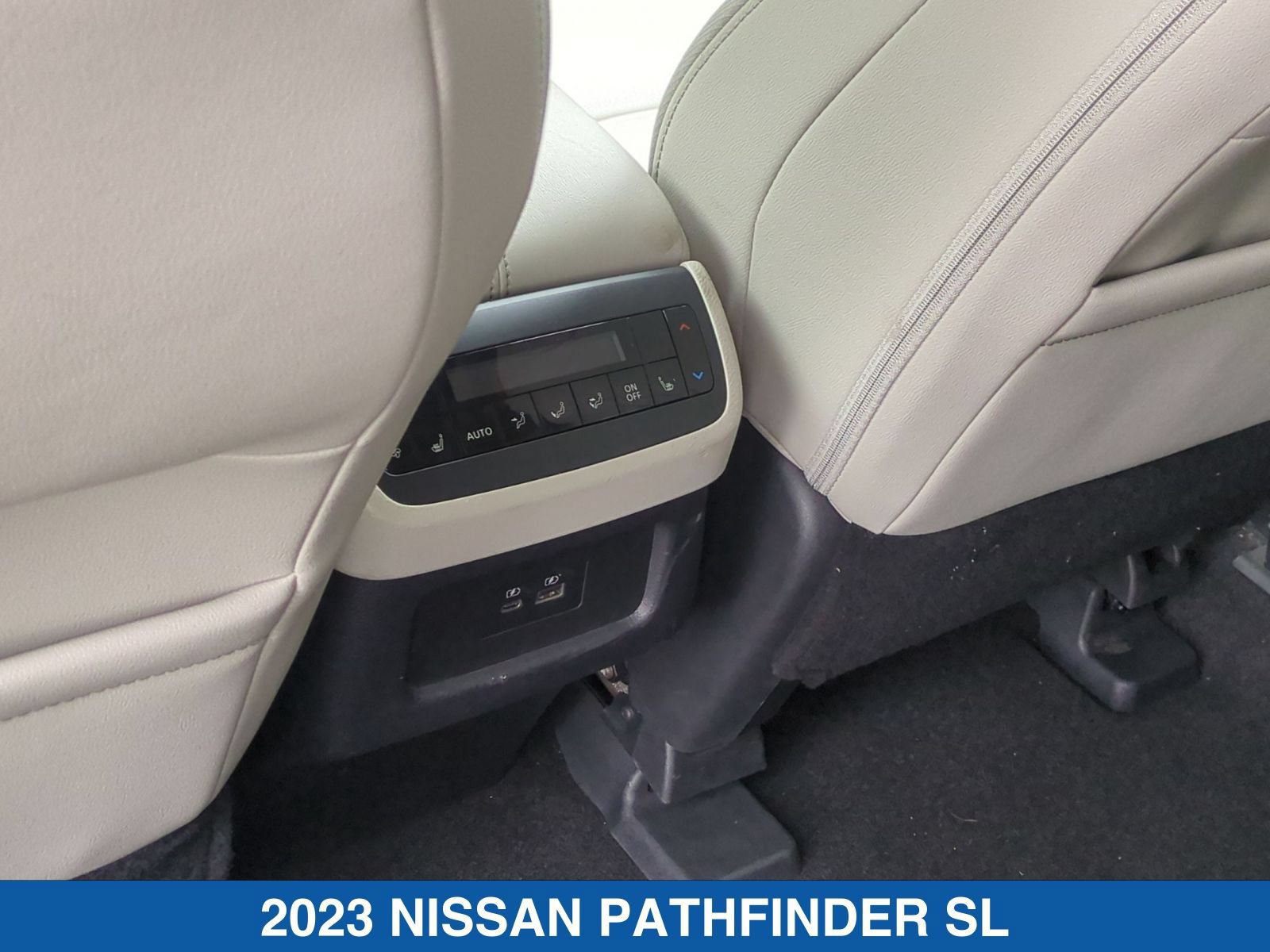 Used 2023 Nissan Pathfinder SL w/ SL Premium Package AWD/4WD image 33