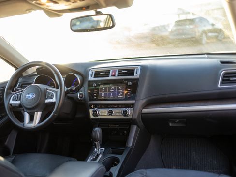 Used 2016 Subaru Outback 2.5i Limited image 38
