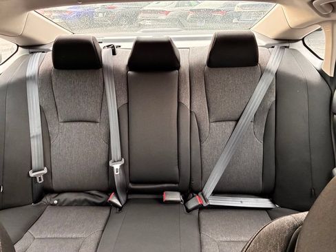 Used 2025 Honda Accord SE image 13