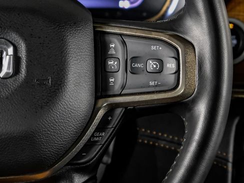 Used 2023 RAM 2500 Limited AWD/4WD image 18