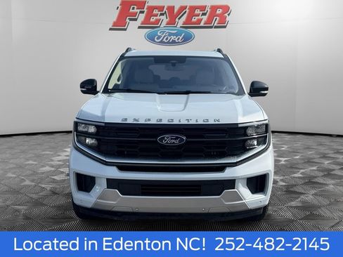 Certified 2025 Ford Expedition Platinum AWD/4WD image 9