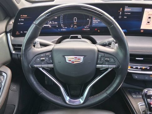 Used 2025 Cadillac CT5 Sport w/ Technology Package RWD image 10