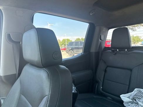 Used 2021 GMC Sierra 1500 SLT AWD/4WD image 9