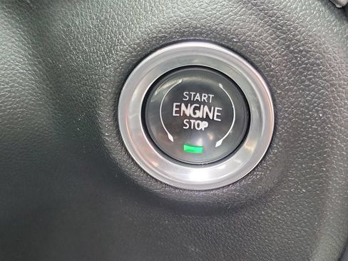 Used 2020 GMC Sierra 3500 Denali w/ Denali Ultimate Package AWD/4WD image 28