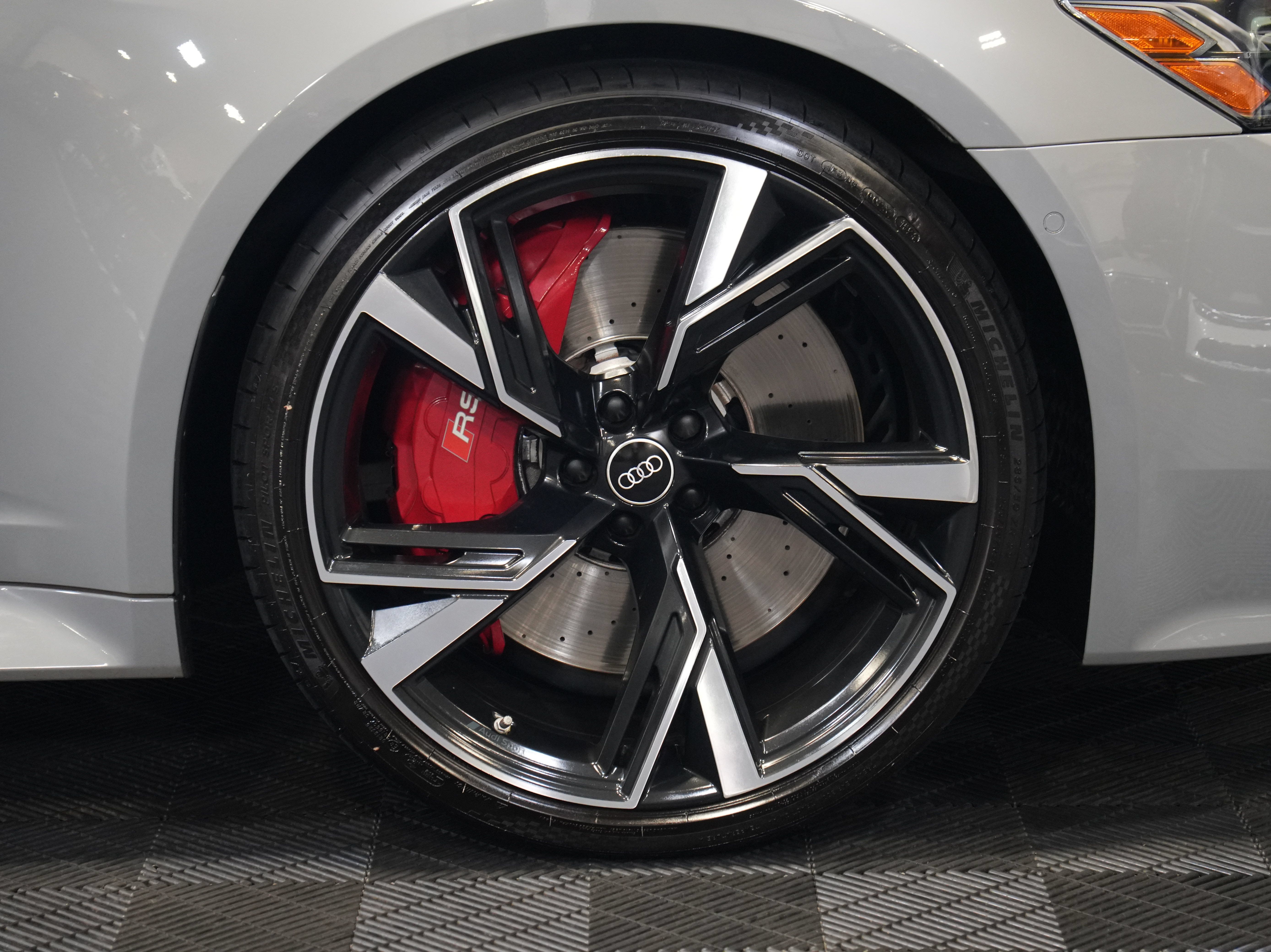 Used 2022 Audi RS 6 AWD/4WD image 56