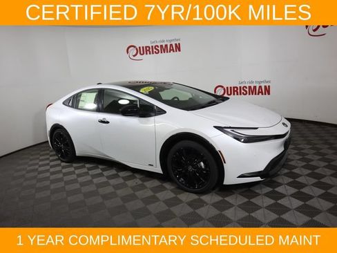 Used 2025 Toyota Prius AWD image 41