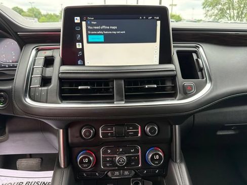 Certified 2022 Chevrolet Suburban LT AWD/4WD image 19