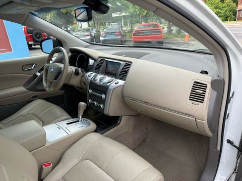Used 2011 Nissan Murano SL w/ Navigation Pkg AWD/4WD image 27
