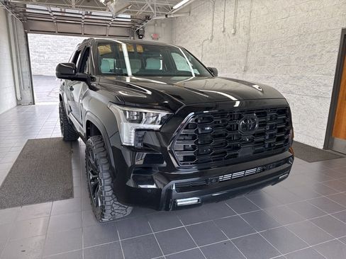 Used 2024 Toyota Sequoia Capstone AWD/4WD image 2