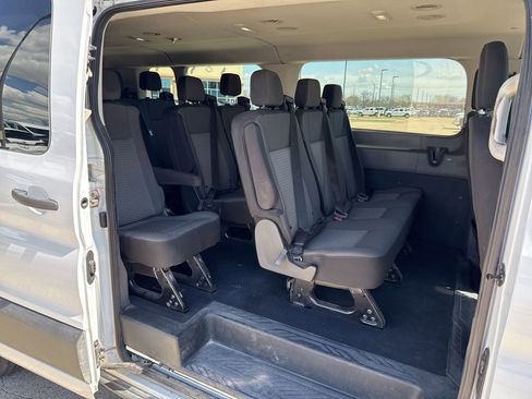 Used 2023 Ford Transit 350 XLT image 11