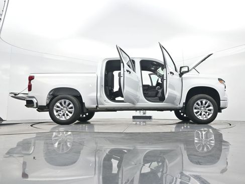 Used 2026 Chevrolet Silverado 1500 Custom image 45