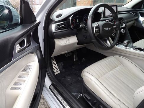 Used 2020 Genesis G70 3.3T image 10
