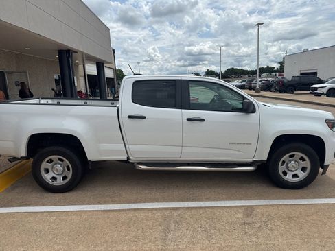 Used 2021 Chevrolet Colorado W/T w/ WT Convenience Package RWD image 8