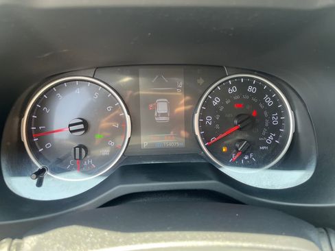 Used 2020 Toyota RAV4 XLE w/ Convenience Package AWD/4WD image 31
